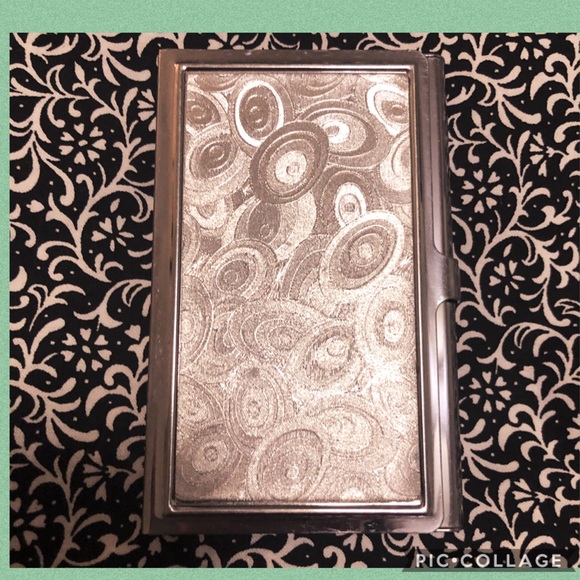 Accessories - Silver Standard Business Card Holder Swirl